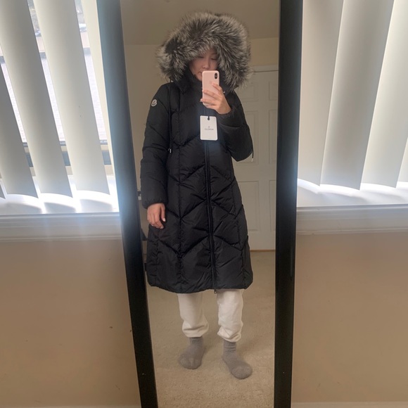 Moncler Duberran Down Jacket for Women - Picture 5 of 11